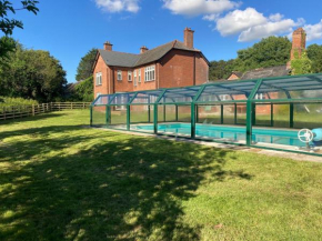 Large House On Farm With Own Heated Pool, As Seen On BBC TV